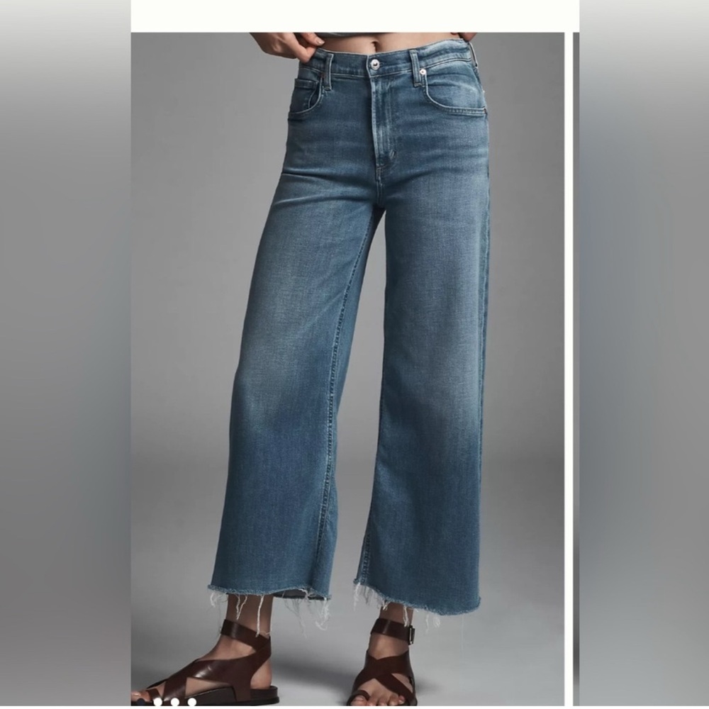 New Citizens of Humanity "Lyra" wide-leg jeans raw hem in medium-wash denim